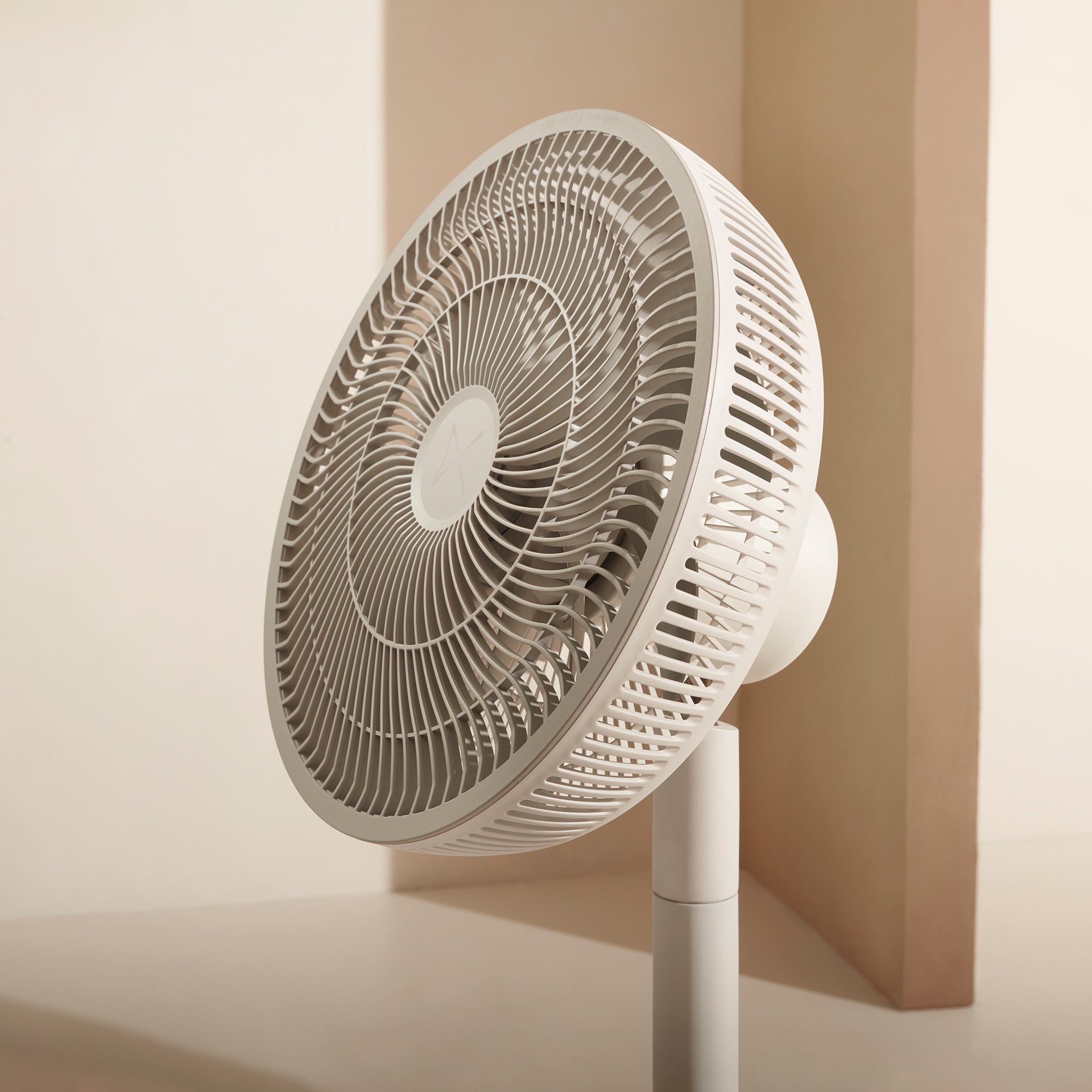 Ventilateur Silencieux Duux Whisper Essence avec Oscillation 120°